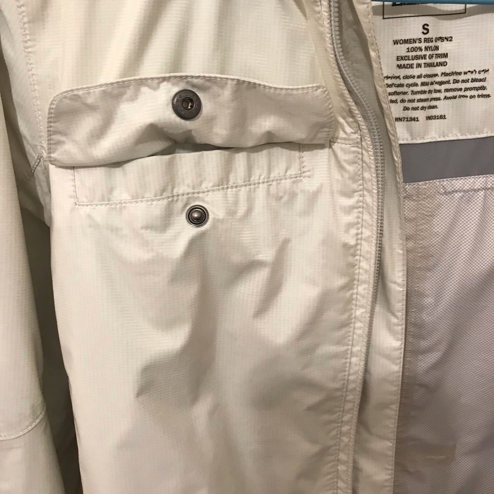 L.L. Bean Oyster Shell Gray Rain Trench Coat Small - Picture 7 of 15